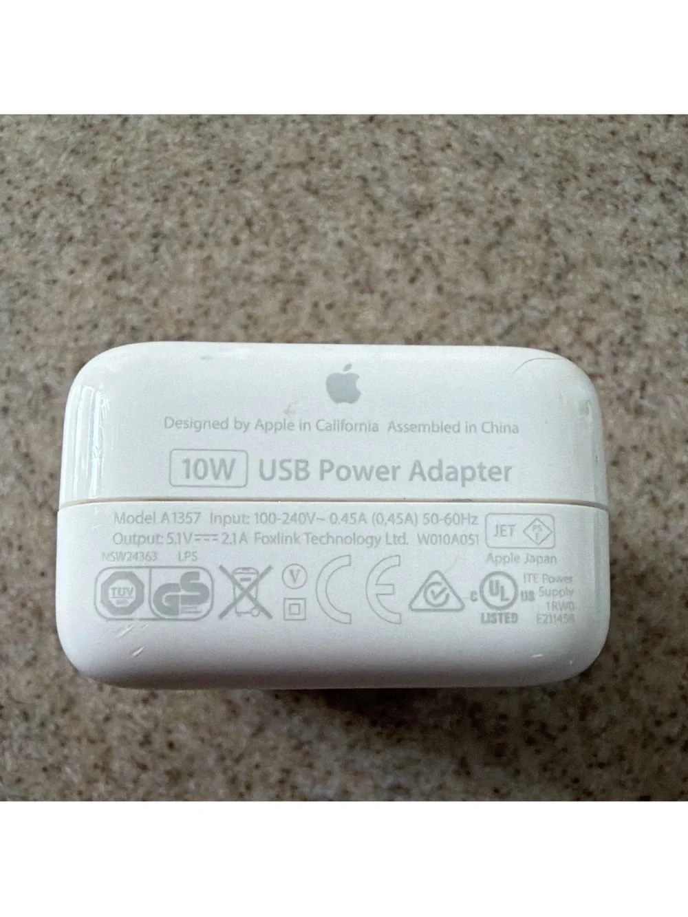 Apple 10W USB Wall Adapter / Travel Charger - White (MC359LL/A) A1357 Set of 2